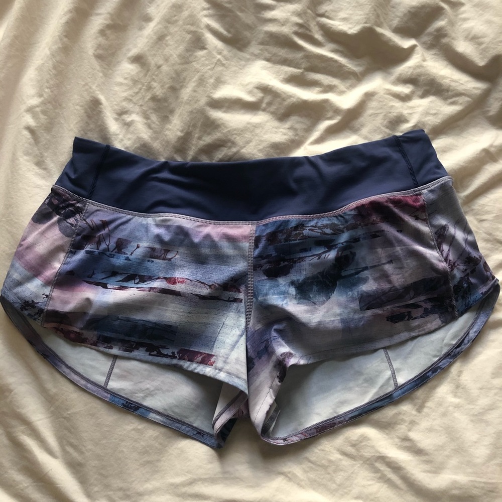 Lululemon Speed Up Shorts 2.5